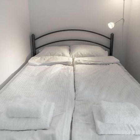 Apartament Szarych Szeregow 46A/1 Катовице Экстерьер фото