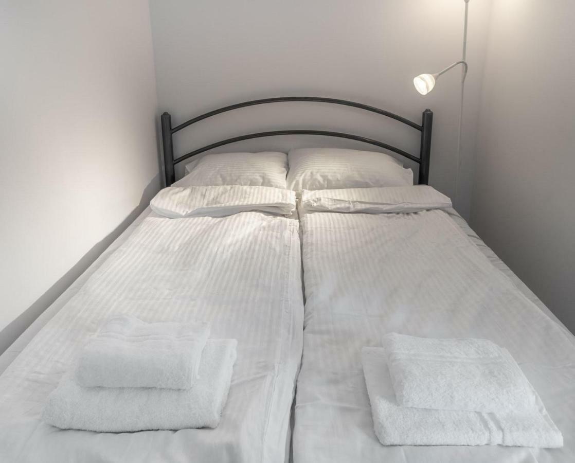 Apartament Szarych Szeregow 46A/1 Катовице Экстерьер фото